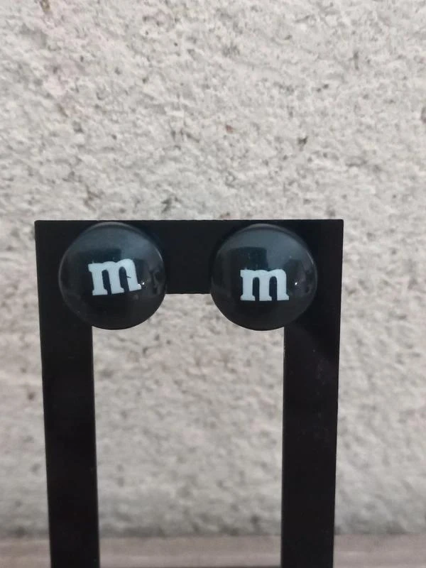 Paire De Boucles D'Oreilles Clou "M&M's" Noir
